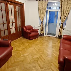 https://stay-inn-apartments-13.bucharesthotelsnow.com