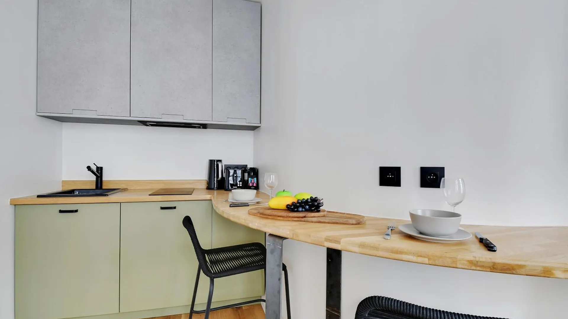 Amazing Residence Cremieux Gare De Lyon Paris